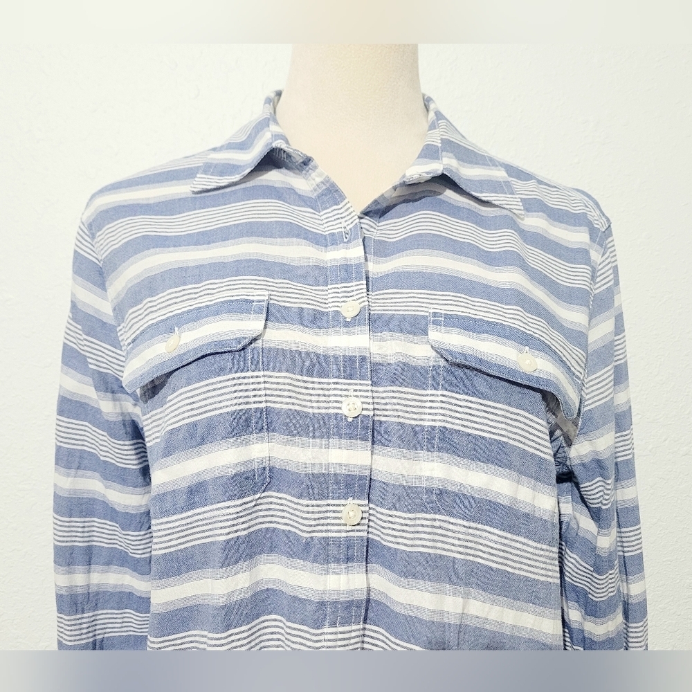 Chaps Chambray Tunic Shirt Womens Size Medium Striped 100% Cotton Button Top - Picture 3 of 11